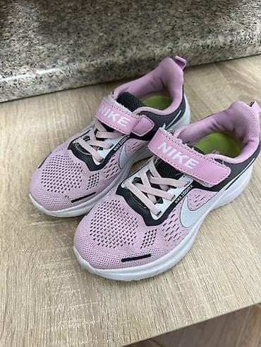 волейбольный кросовки: Детские кроссовки Nike (модель с маркировкой ZoomX), розовые с серыми — 1