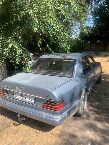 Транспорт: Mercedes-Benz W124: 1988 г., 2.6 л, Механика, Бензин, Седан — 3