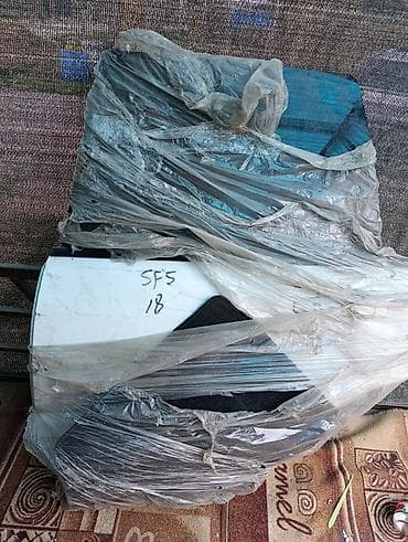 обшивки субару: Заднее сиденье, Ткань, текстиль, Subaru 2002 г., Япония — 1