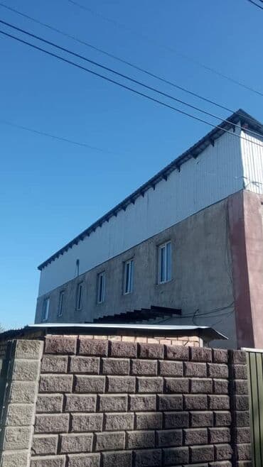 Үйдү ижарага алам: Үй, 3 кв. м, 15 бөлмө, Менчик ээси — 2