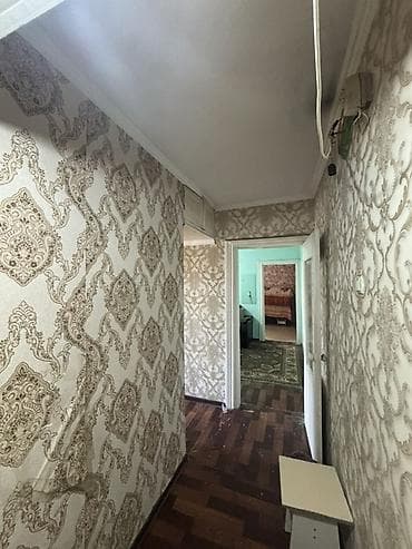 Кыймылсыз мүлк: 2 бөлмө, 46 м², Черёмушки мкр., 3 кабат, Эски ремонт — 1