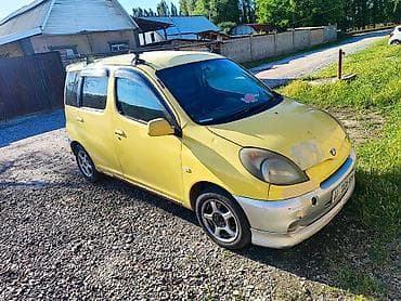 town ace: Toyota Funcargo: 2001 г., 1.3 л, Автомат, Бензин, Минивэн — 1