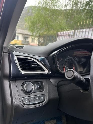 опел вектра с: Chevrolet Spark: 2019 г., 1 л, Вариатор, Бензин, Хэтчбэк — 9