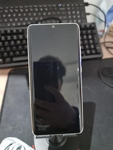 swift 3: Xiaomi, Mi CC9 Pro, Б/у, 128 ГБ, цвет - Белый, 2 SIM — 6