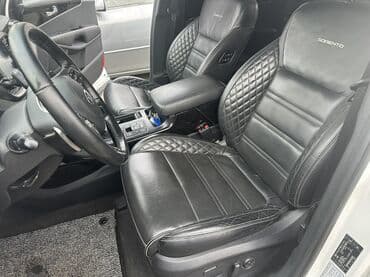 по всем вопросам обращаться по номеру: Kia Sorento: 2018 г., Внедорожник — 7