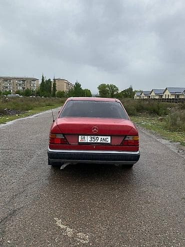 Mercedes-Benz W124: 1986 г., 2 л, Ручные, Бензин, Седан — 4