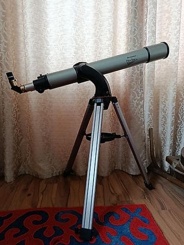 Рефракторный телескоп Celestron NexStar (серия) на алюминиевом