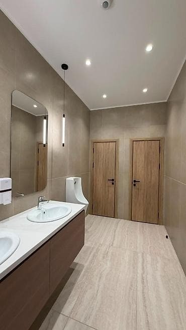 200: Продажа офисов 176 м², Без мебели, Бизнес центр, 1 этаж — 6