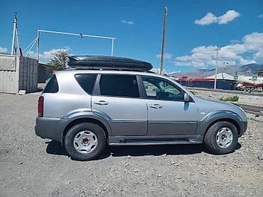 Ssangyong Rexton: 2005 г., 2.5 л, Внедорожник