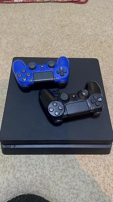 Продам PlayStation 4 Slim Продаю PS4 Slim в хорошем состоянии. Всё