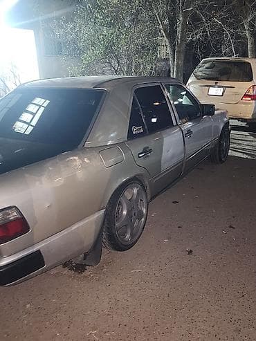 задние сиденья на мерс 124: Mercedes-Benz W124: 1986 г., 2.6 л, Автомат, Бензин, Седан — 5