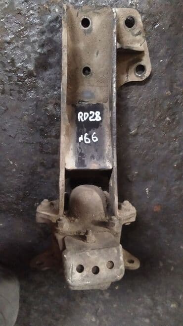 скупка подшипников: Nissan Patrol Подушка двигателя гидравлическая, Ниссан Патрол подушка — 1