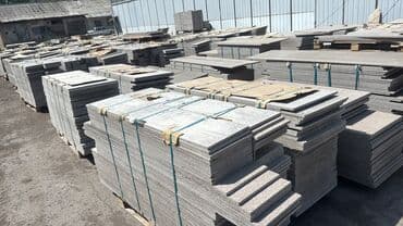 гранитные плиты на пол: Гранитные плиты коричневого цвета, предназначенные для облицовки и — 11