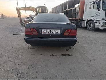 Mercedes-Benz E-Class: 1996 г., 2.8 л, Автомат, Газ, Седан