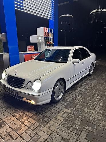 флагшток на мерседес: Mercedes-Benz E-Class: 2000 г., 4.3 л, Автомат, Бензин, Седан — 7
