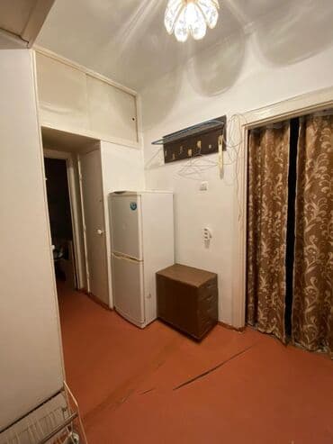 вдоль дороги: 1 комната, 39 м², 105 серия, 5 этаж — 1