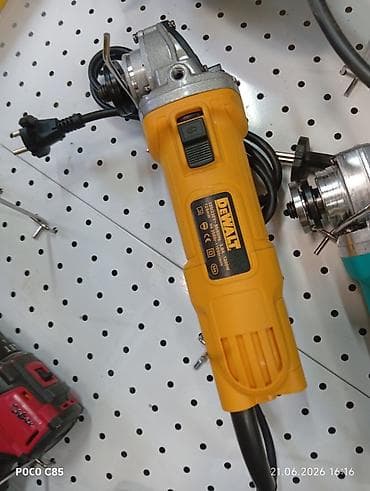 Углошлифовальная машина (болгарка) DEWALT - Компактный корпус с — 1