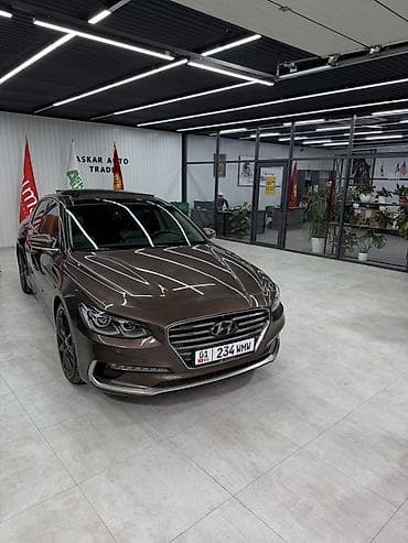 geely galaxy e5: Hyundai Grandeur: 2019 г., 2.4 л, Автомат, Бензин, Седан — 2
