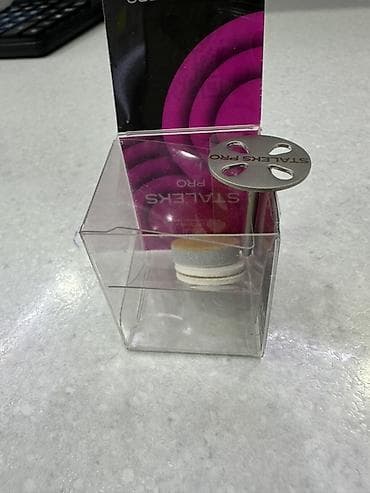 Подставка-держатель для абразивных колпачков Staleks Pro. - Материал