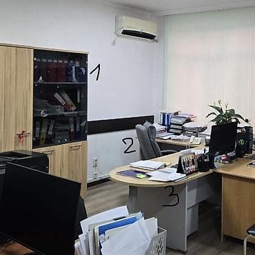 шкаф для документов: Комплект офисной мебели, Б/у, Шкаф, ДСП — 1