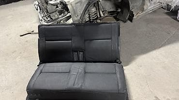 продам лыжи бу: Заднее сиденье, Mercedes-Benz Б/у — 2