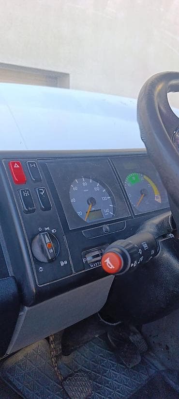 imax b6: Грузовик, Mercedes-Benz, Дубль, Б/у — 9