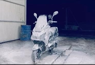 скутер yamaxa: Макси-скутер 150 куб. см, Бензин — 2