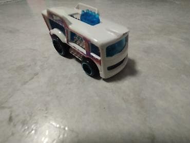 машина оюнчук: Игрушечная машинка Hot Wheels — фургон/грузовик. - Корпус: белый, с — 2