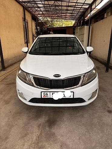 груз авто: Kia Rio: 2014 г., 1.6 л, Автомат, Бензин, Седан — 3
