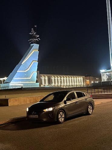 7 1: Hyundai Ioniq: 2019 г., 1.6 л, Автомат, Гибрид, Лифтбек — 1