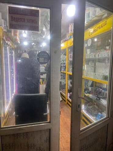 контейнерный дом: Продаю Торговый контейнер, Дордой рынок, 20 тонн, С оборудованием — 1