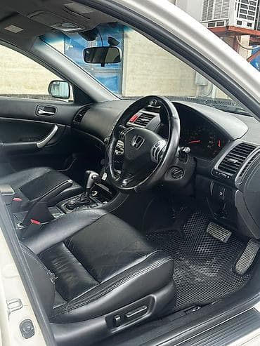 sprinter 2 9: Honda Accord: 2004 г., 2.4 л, Автомат, Бензин, Седан — 3