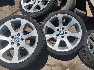 Комплект оригинальных литых дисков BMW с шинами. 225/40/18 - — 1