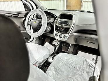 Унаа сатуу: Chevrolet Spark: 2017 г., 1 л, Автомат, Бензин, Хетчбек — 7