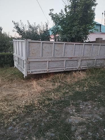 Кузов в сборе с подъёмником насосом трубками и расширительным бочьком