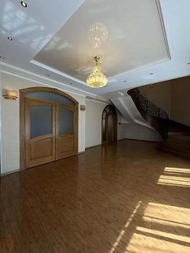 нижняя алаарча: 🏡 Продаётся дом - 600 м2 ⛳️ Участок - 10 соток 📍Локация: с. Кок-Жар — 9