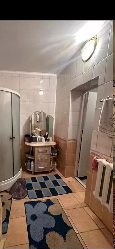 hostel osh: 68 м², 4 комнаты, Забор, огорожен — 3