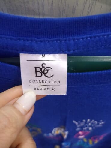 спортивное оборудование: Футболка — 2