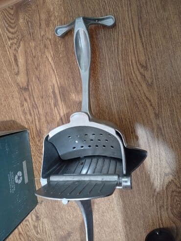 мороженое оборудование: Соковыжималка — 1