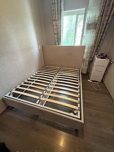160: Двуспальная кровать, Б/у, С матрасом, длина - 200 см — 5