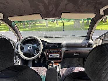 Volkswagen: Volkswagen Passat: 2000 г., 1.6 л, Механика, Бензин, Седан — 8