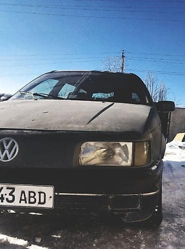 Volkswagen Passat: 1990 г., 1.8 л, Механика, Бензин, Универсал