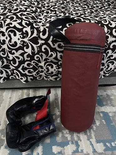 Спорт и отдых: Боксерский набор: груша + перчатки 🥊 Продается боксерский набор в — 1