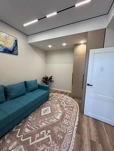 Недвижимость: 2 комнаты, 43 м², 7 этаж, Дизайнерский ремонт — 1