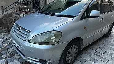 mark ll: Toyota Ipsum: 2003 г., 2.4 л, Автомат, Бензин, Минивэн — 4