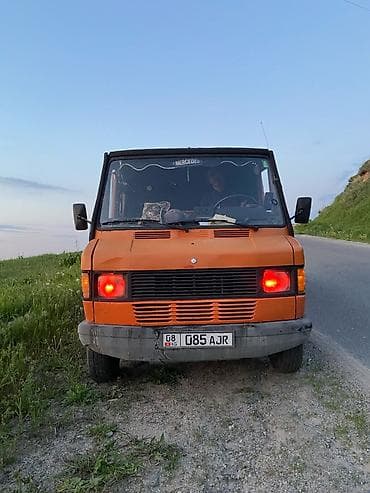 Транспорт: Mercedes-Benz T1: 1989 г., 2.9 л, Механика, Дизель, Бус — 1