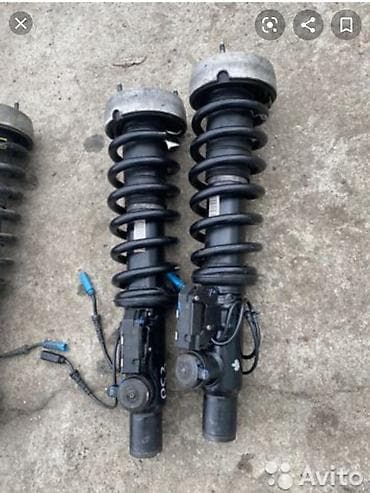 Фильтры: Передний амортизатор, Комплект амортизаторов, Передняя пружина амортизатора BMW 2010 г., Б/у, Оригинал, Германия — 1