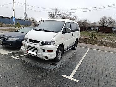 митцубици делика: Mitsubishi Delica: 2004 г., 3 л, Автомат, Бензин, Минивэн — 1