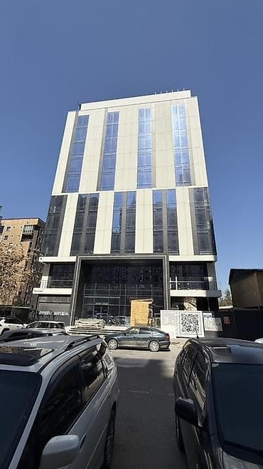 Аренда офисов, 35 м², В административном здании, С видом на горы