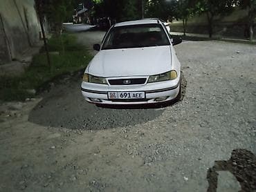 mazda mx5: Daewoo Nexia: 1995 г., Седан — 2